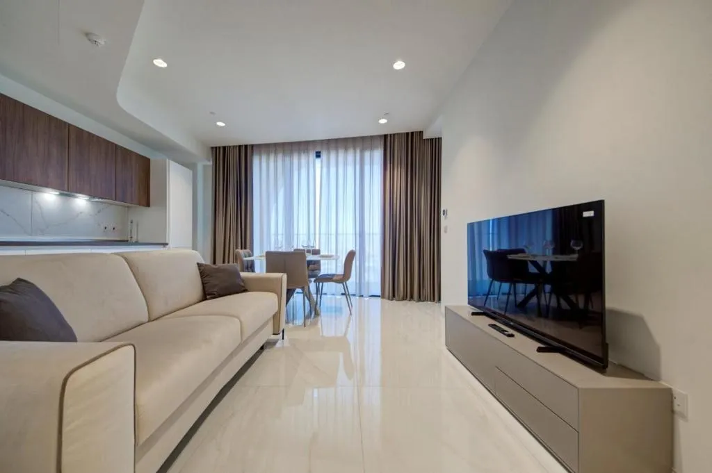 Mercury Tower 903 - Pools, Gym & Sea View