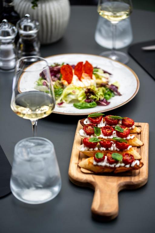 Premium Hotel, Novi Sad - Resim 40