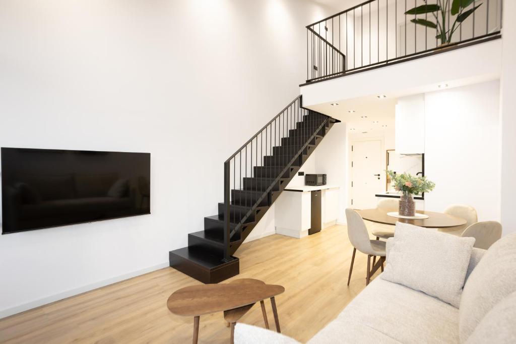 Μια τηλεόραση ή/και κέντρο ψυχαγωγίας στο Dorian Suites