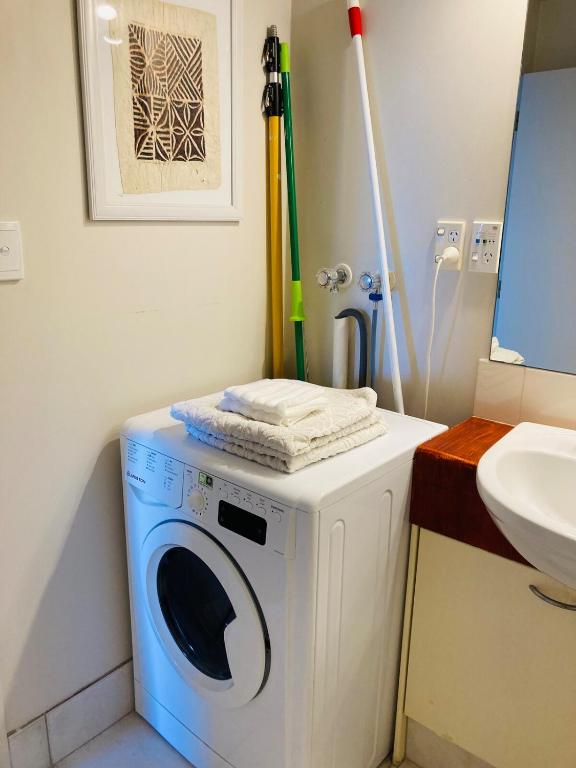 Nautical Loft, Free Carpark, Wifi and Netflix - Resim 14