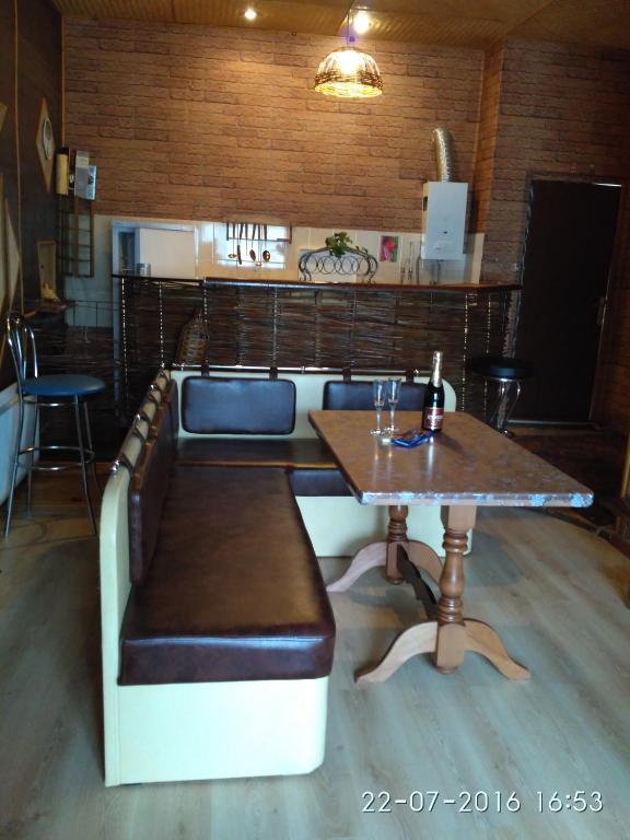 Posezení v ubytování Kitech Guest House