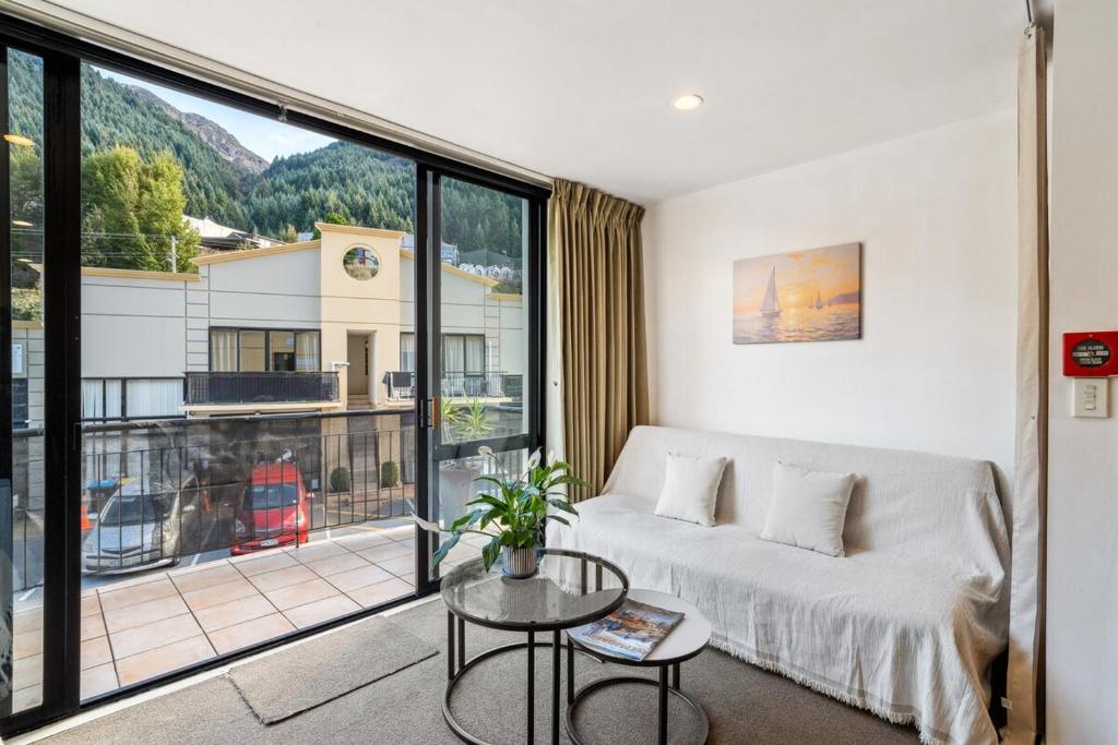 Scenic Stay Near the Soul of Queenstown - Resim 2