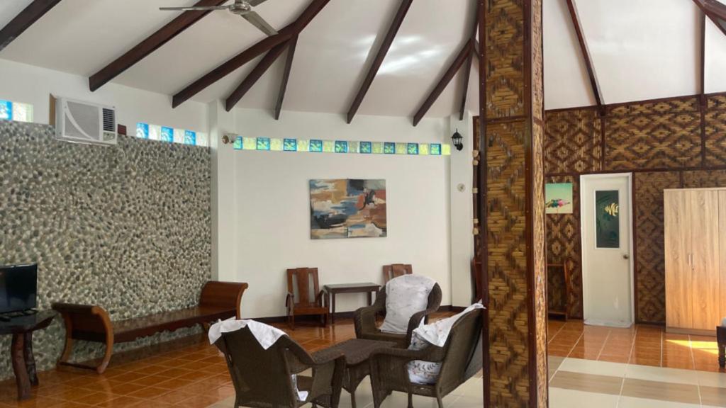 Ocean 101 Beach Resort - Familienzimmer Mit Gartenblick