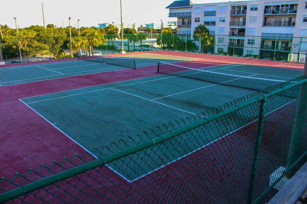 Теннис и/или сквош на территории The Resort on Cocoa Beach или поблизости