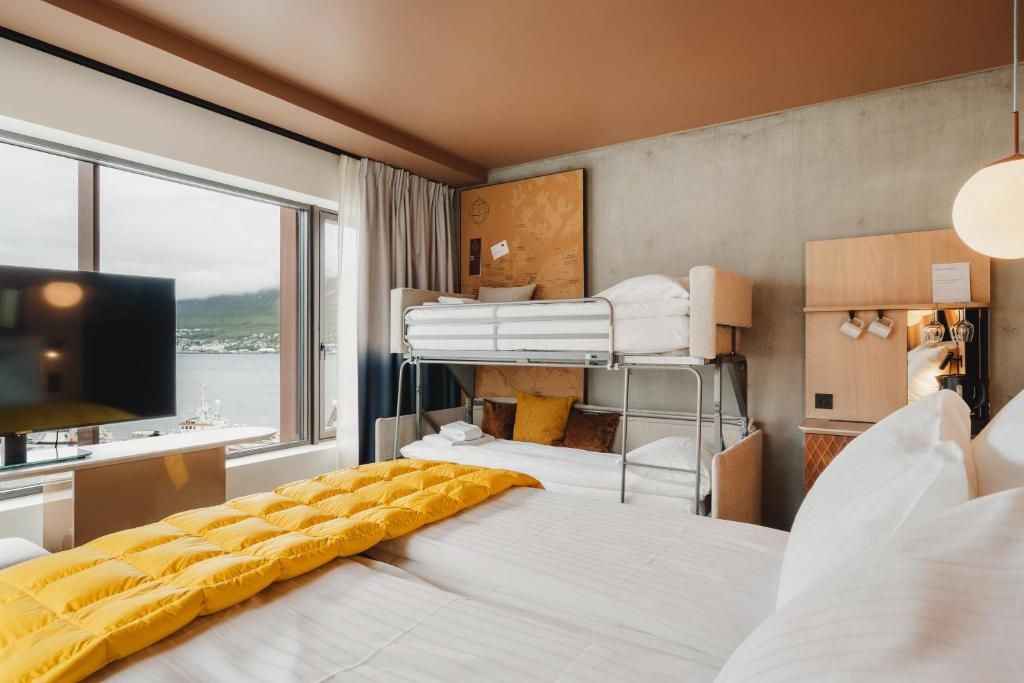 
Standard Family Room
