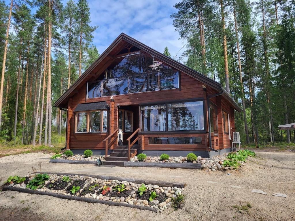 Budova, kde se chata nachází