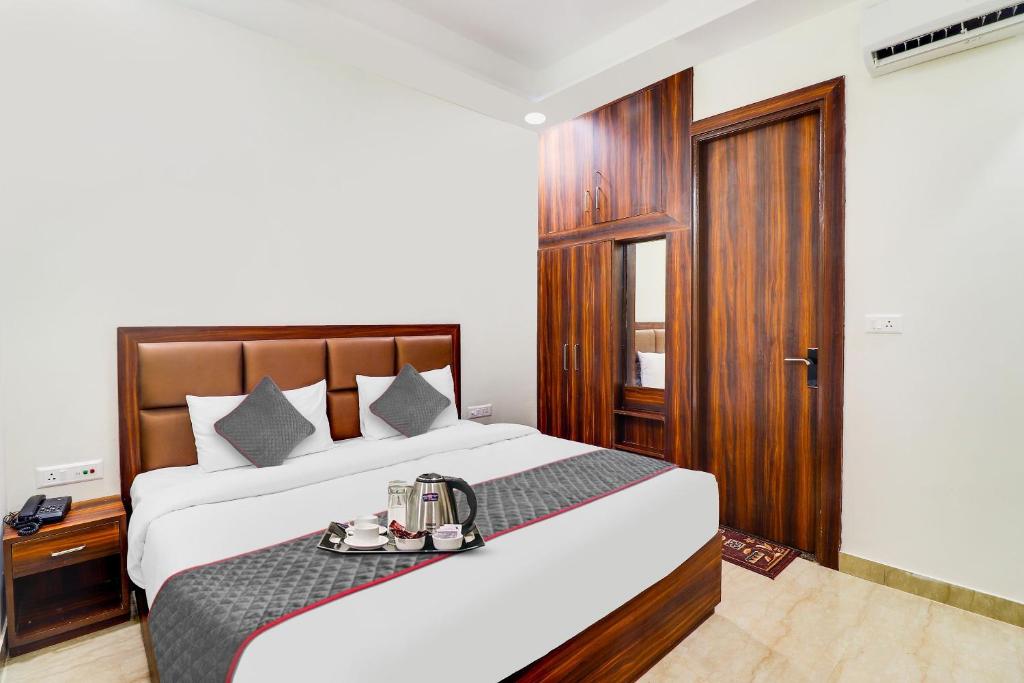 Photo de la galerie de l'établissement Hotel O Golden Grand, à Tājganj