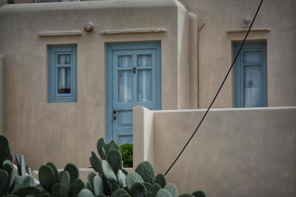 Gallery image of Kastro Studio in Síkinos