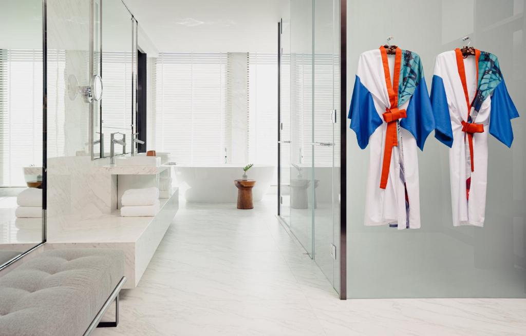 Kimpton Maa-Lai Bangkok by IHG - 11