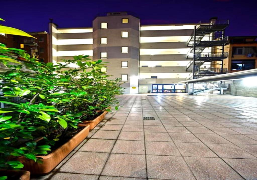 Sechi Hotel Milano - Resim 14