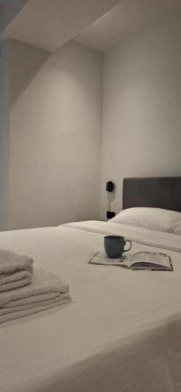 Vardaris Apartments Ilion - Resim 21