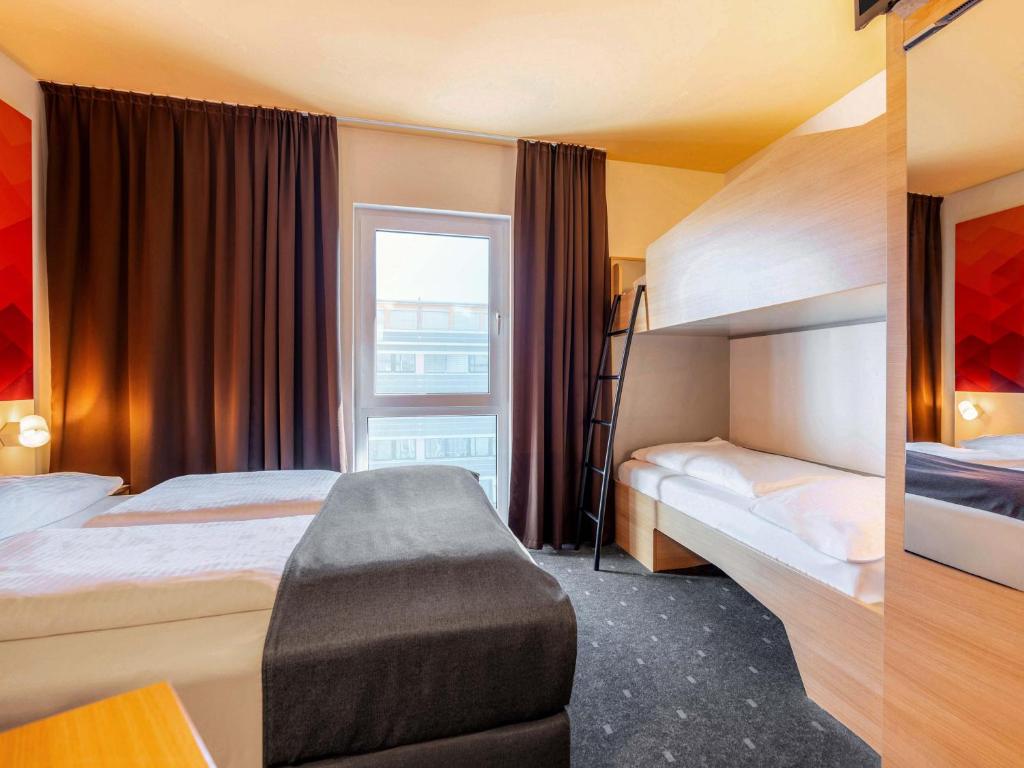 B&B Hotel Stuttgart-Bad Cannstatt - 