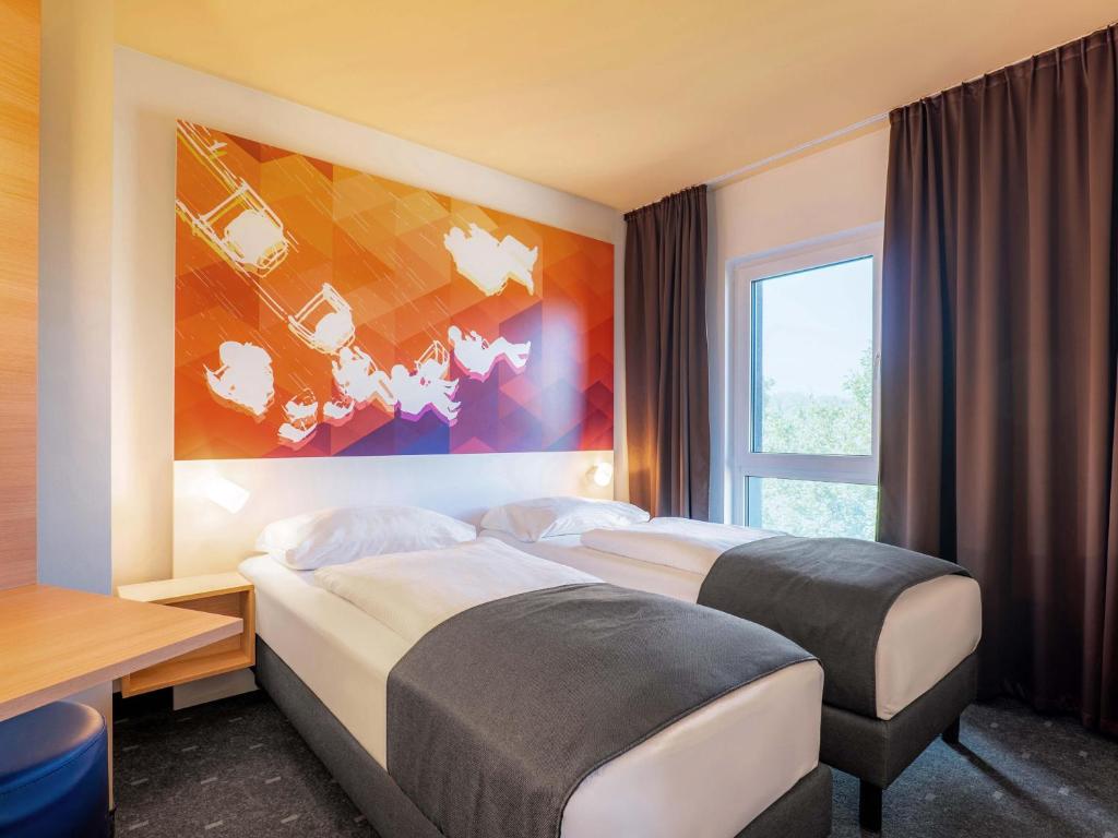 B&B Hotel Stuttgart-Bad Cannstatt - 