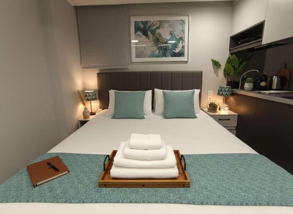 Your Little Athenian Retreat Ampelokipoi Studio