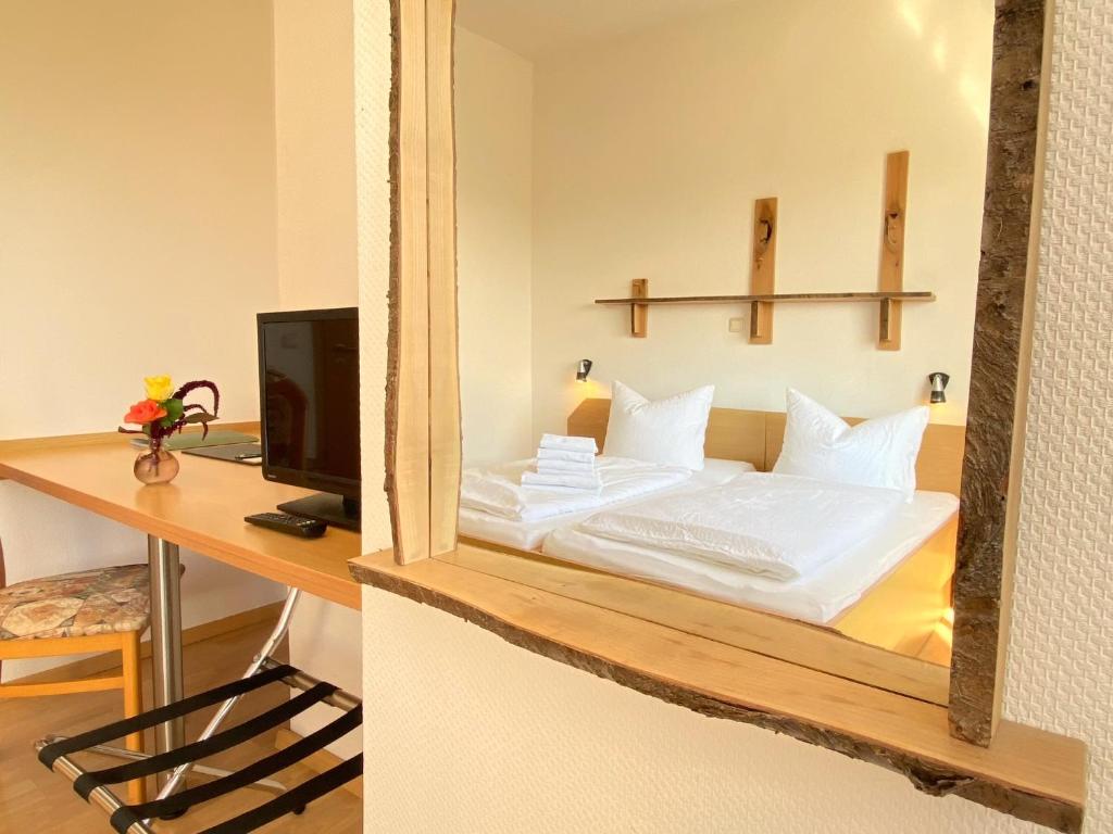 Hotel-Restaurant Haus Berger - Economy Double Room