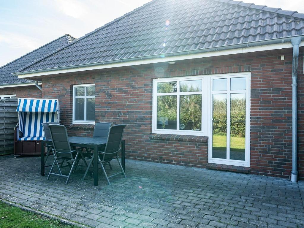 Το κτήριο όπου στεγάζεται  η παραθεριστική κατοικία