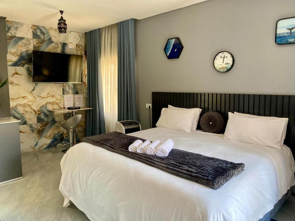 Imagen de la galería de Executive studio apartment near the airport - 2320, en Highlands