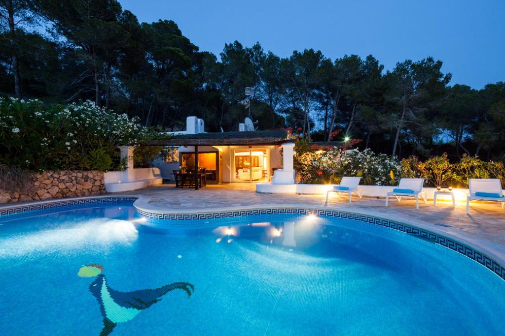 Swimmingpoolen hos eller tæt på El Charco