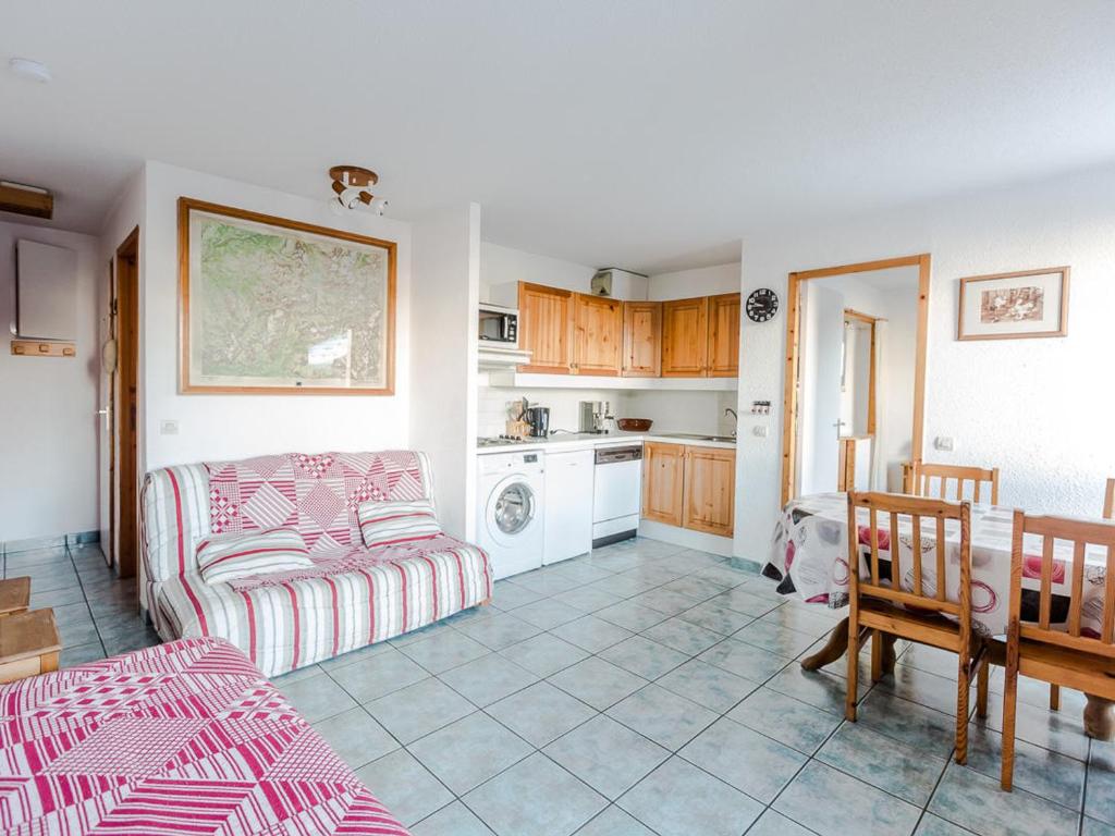 Appartement 2 pièces à 1min des pistes, balcon, casier à skis, parking gratuit, ménage inclus