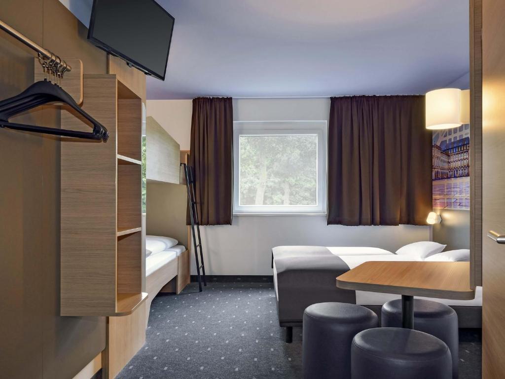 B&B Hotel Mannheim-Neuostheim - 