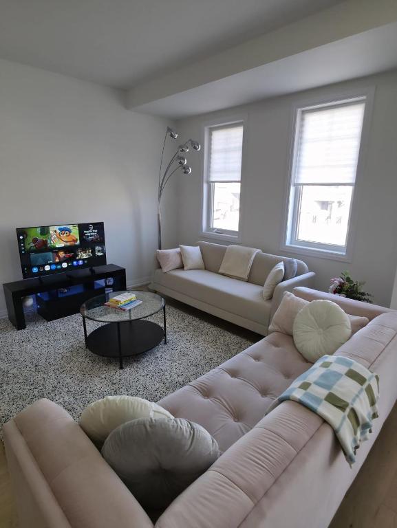 Χώρος καθιστικού στο Modern Stylish Cozy Home Balcony Wifi