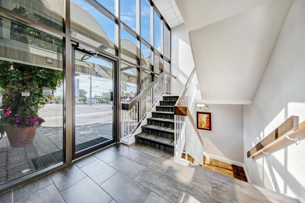 Deluxe Inn - Resim 14