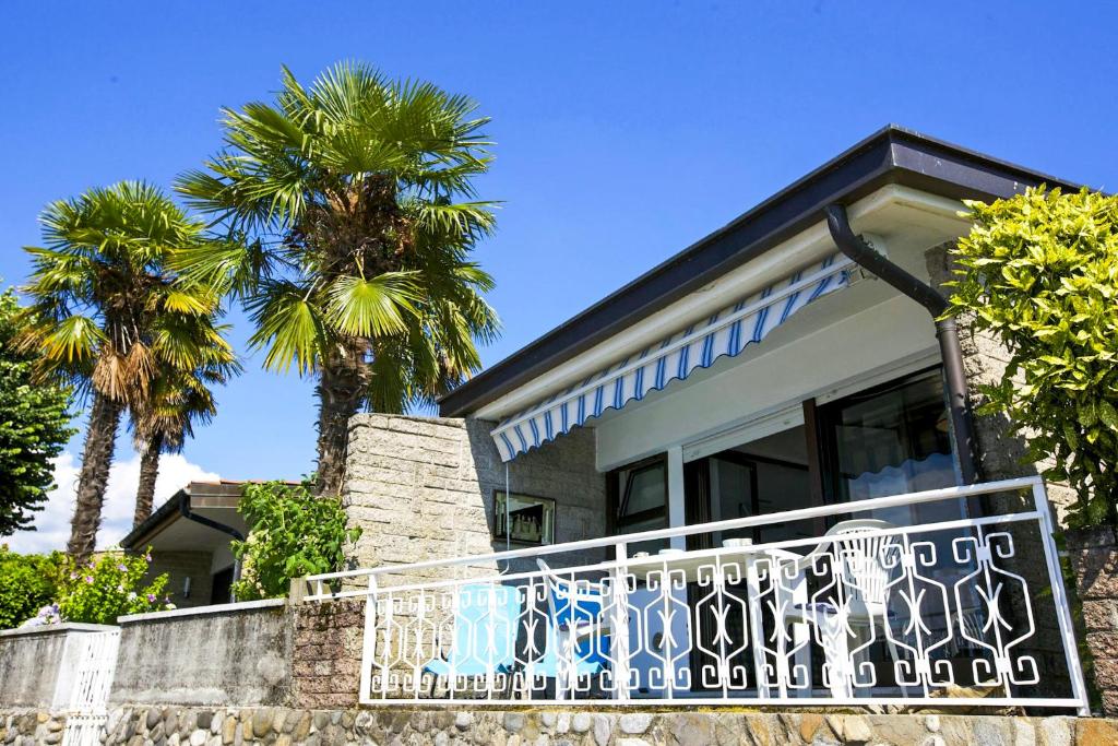 Το κτήριο όπου στεγάζεται  η παραθεριστική κατοικία