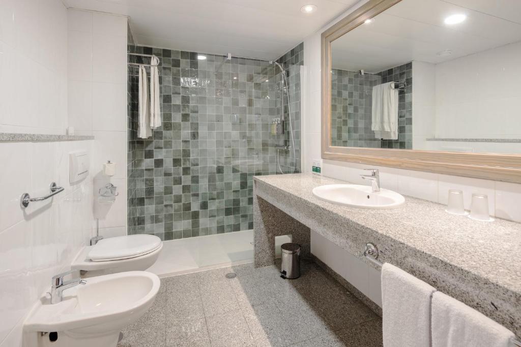 Holiday Inn Algarve Albufeira by IHG - 12