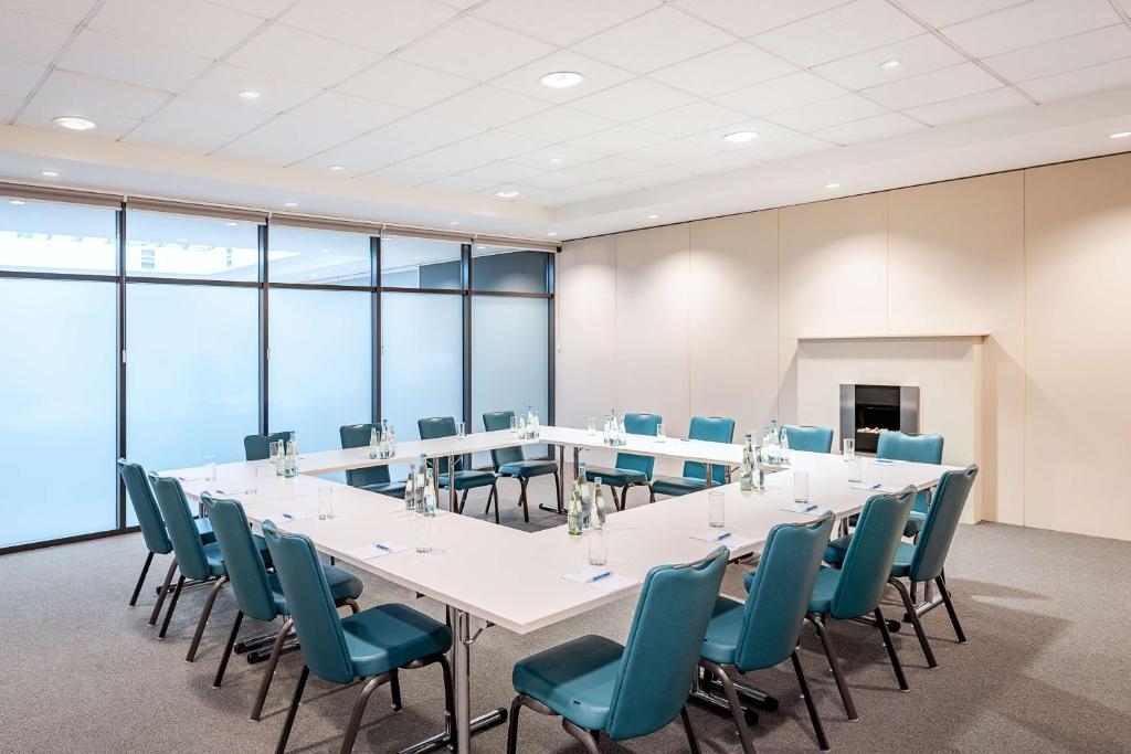 NH Berlin Alexanderplatz - Resim 16