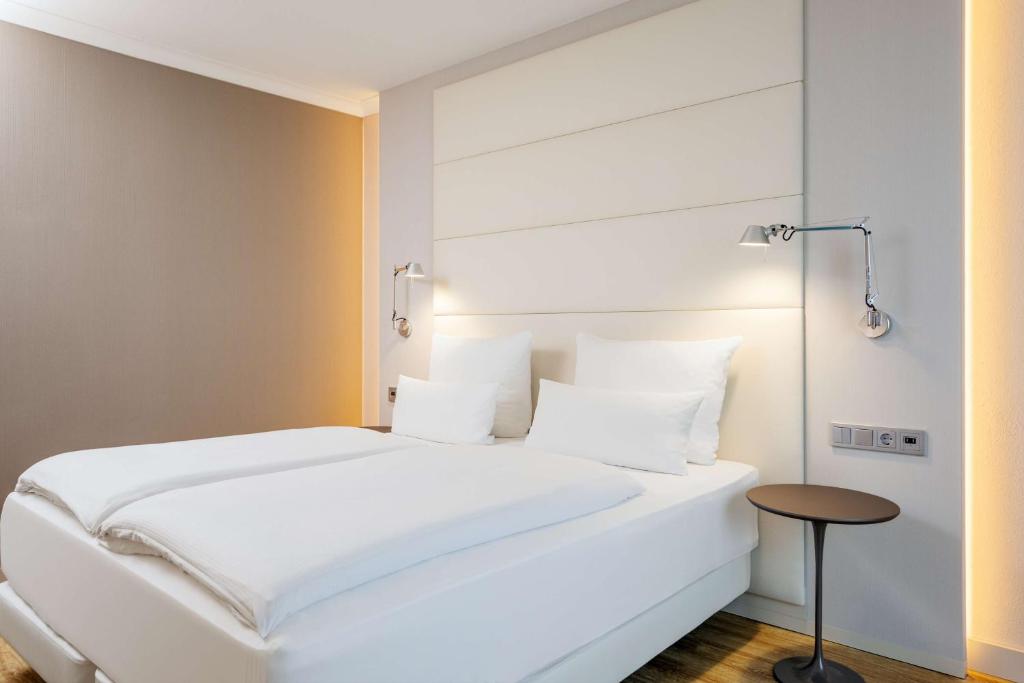 NH Berlin Alexanderplatz - Resim 41