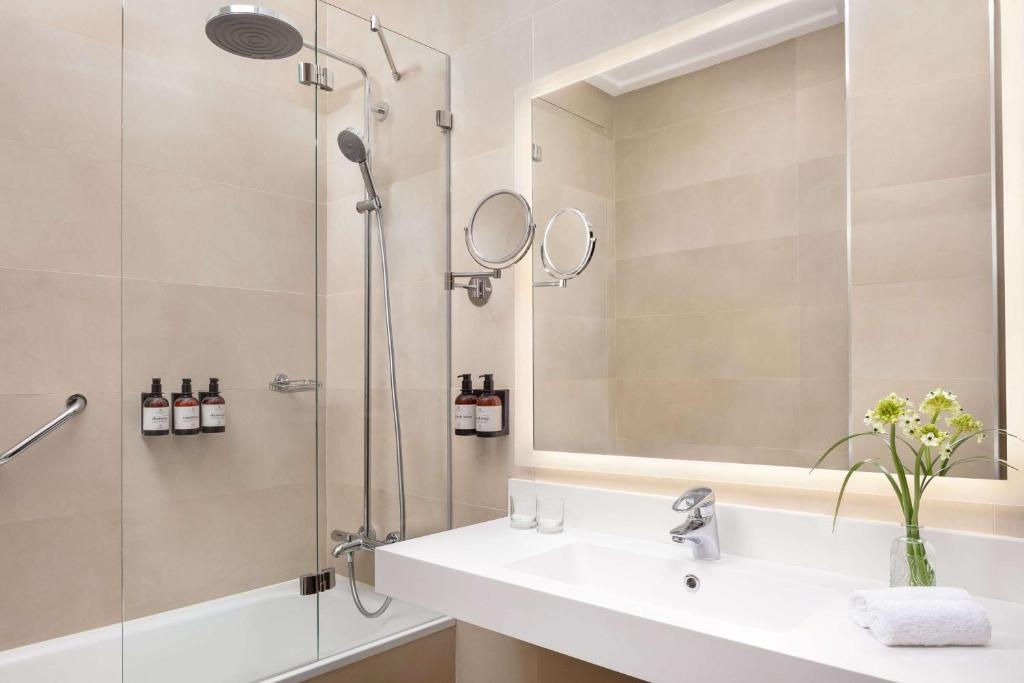 NH Collection Victoria - Resim 5