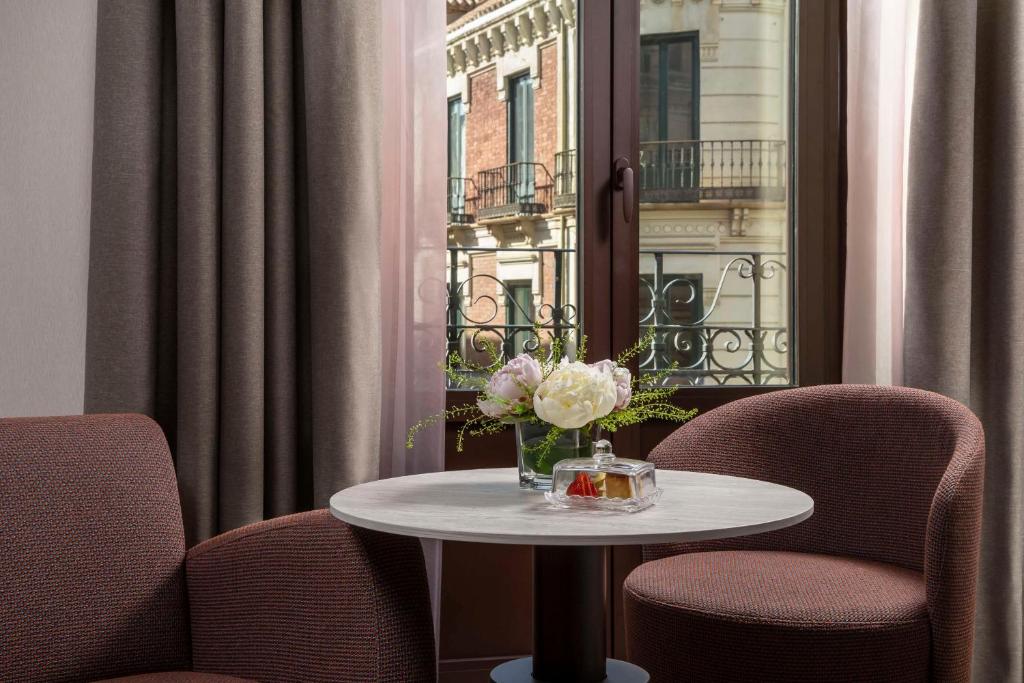 
Superior Double Room with View
