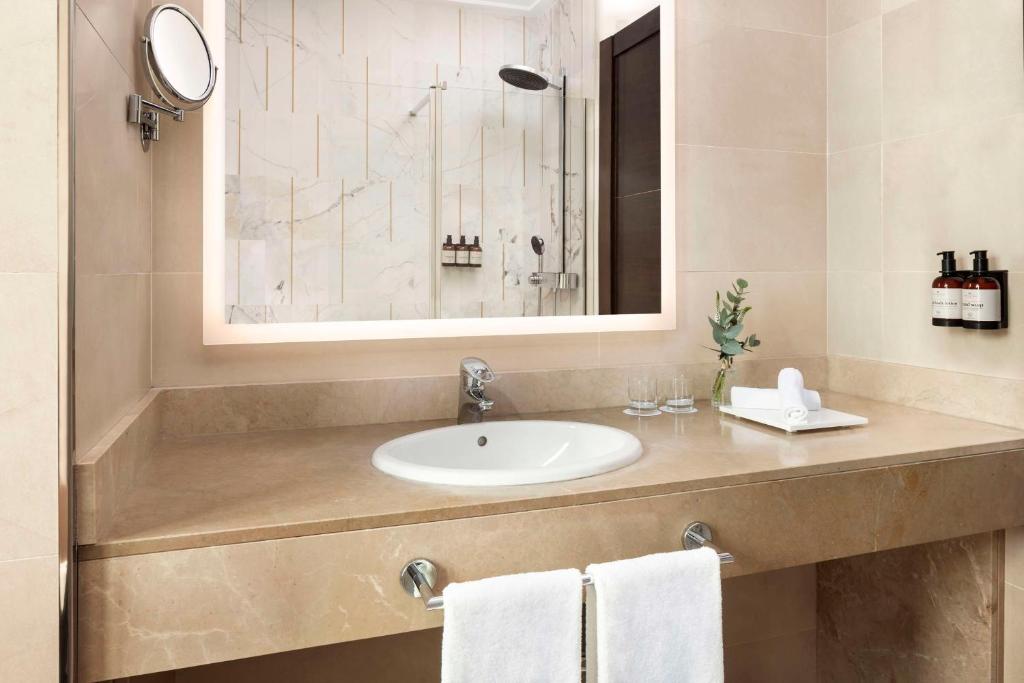 NH Collection Victoria - Resim 27