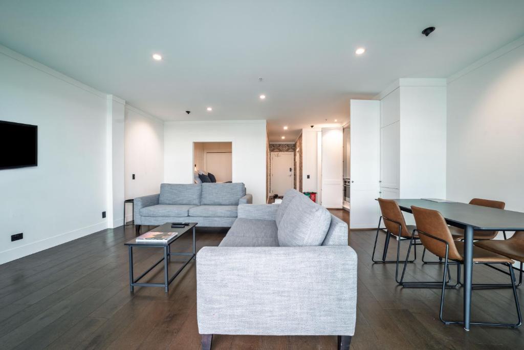 Princes Wharf - Spectacular Couple Getaway - Resim 12