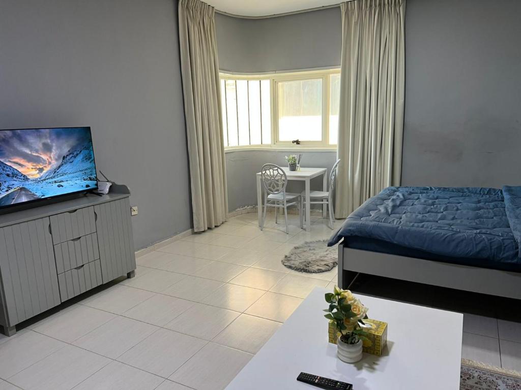 Postel nebo postele na pokoji v ubytování Modern Sea View Studio