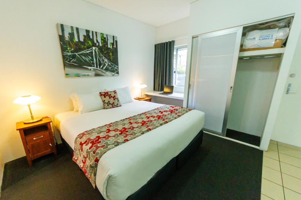 
One-Bedroom Apartment
