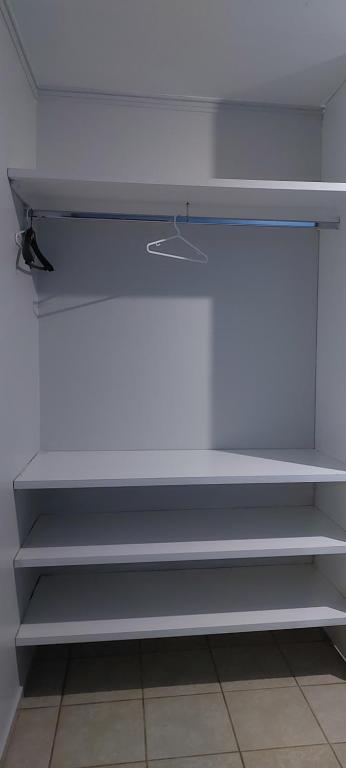 Imagine din galeria proprietății Quarto individual em apto compartilhado în Sao Jose do Rio Preto