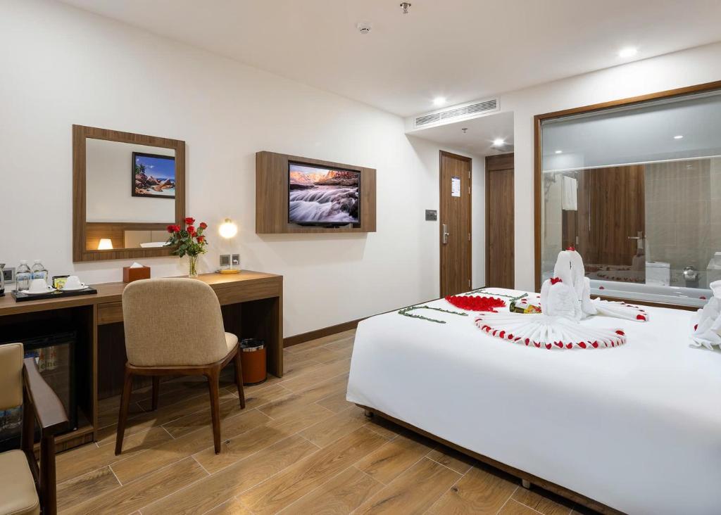 Connecting Rooms with Sea View