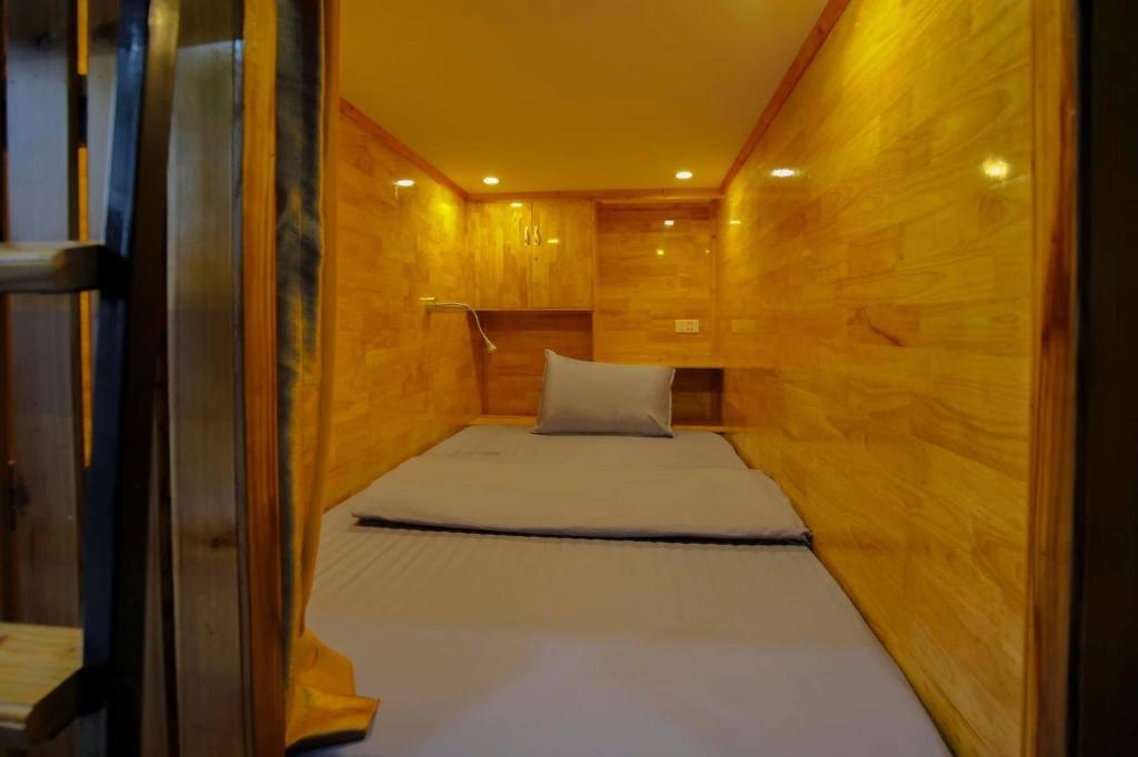CatBa Pod Hostel & Rooftop Bar - 12