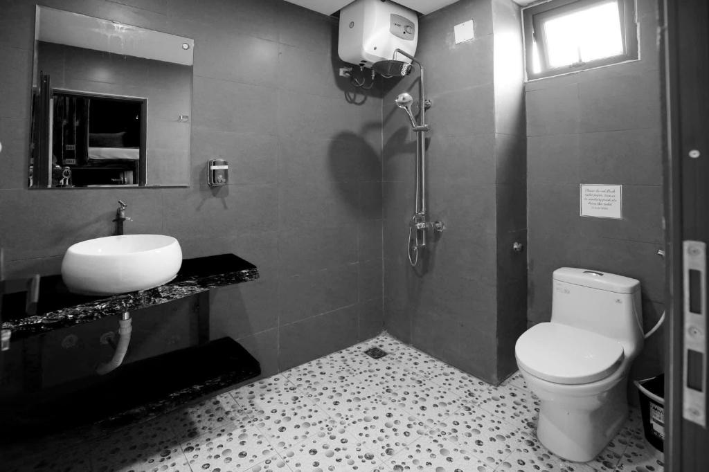 CatBa Pod Hostel & Rooftop Bar - 18