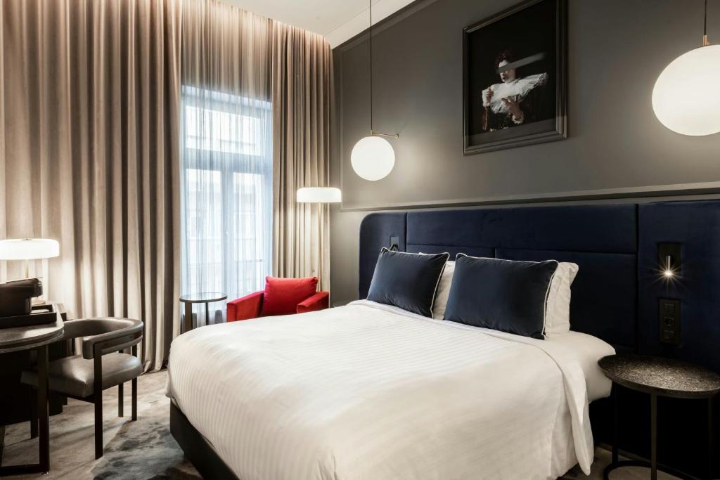 The Marmorosch Bucharest, Autograph Collection - Resim 21