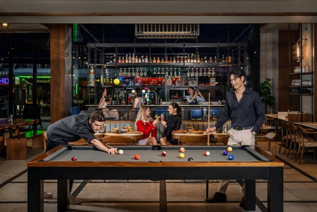 Four Points by Sheraton Bangkok, Sukhumvit 22 - Resim 3