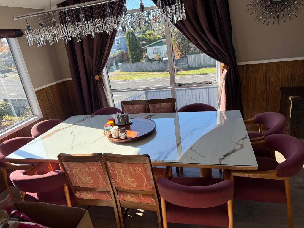 Bed and Breakfast Happy Home Taupo Accommodation - Resim 24