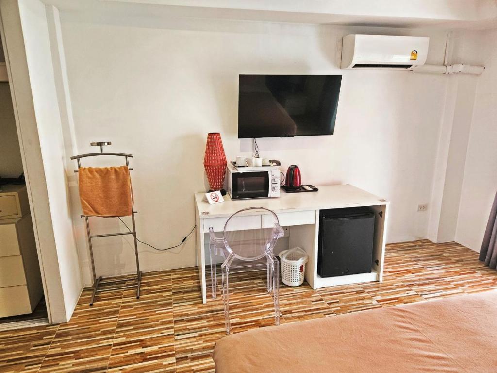 Al Fiore Guesthouse Pattaya - Resim 12