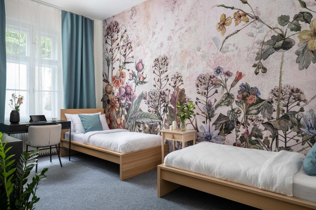 Hotel Botanica by goodnite cz - Resim 2