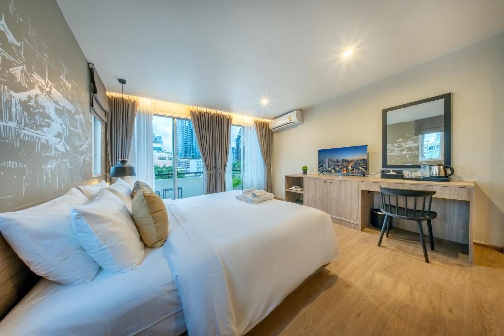 
King Room with Balcony
