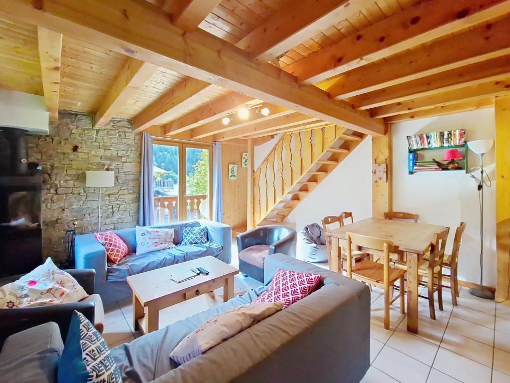 Χώρος καθιστικού στο Chalet Papillon PPL NATURE & COSY 6 Pers