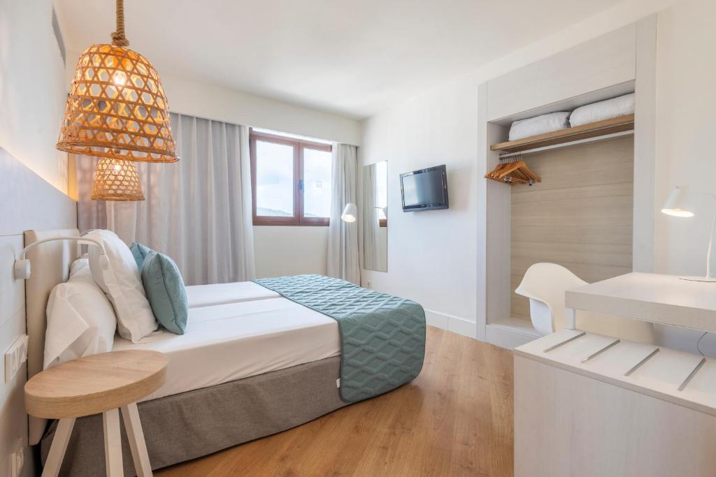 Leonardo Royal Hotel Ibiza Santa Eulalia - 