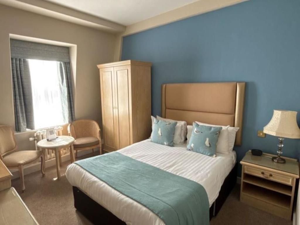 The Grand Hotel - 
