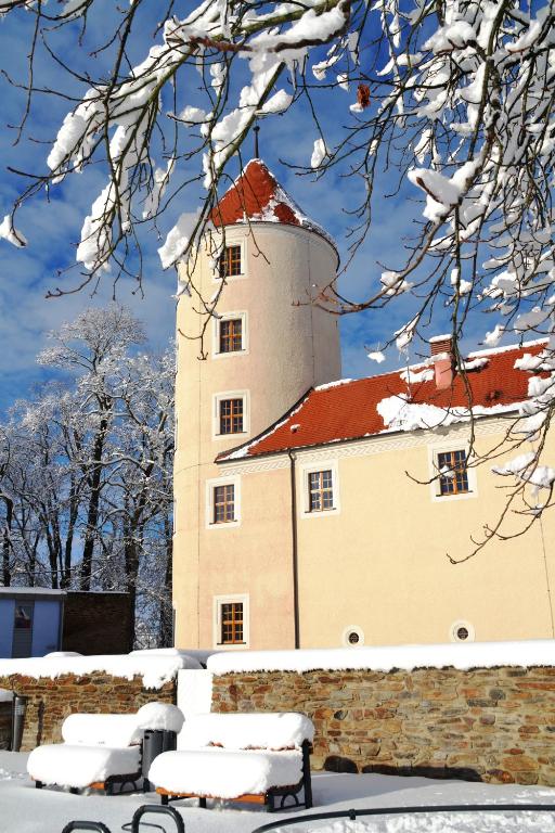 Altstadt-Hotel v zimě